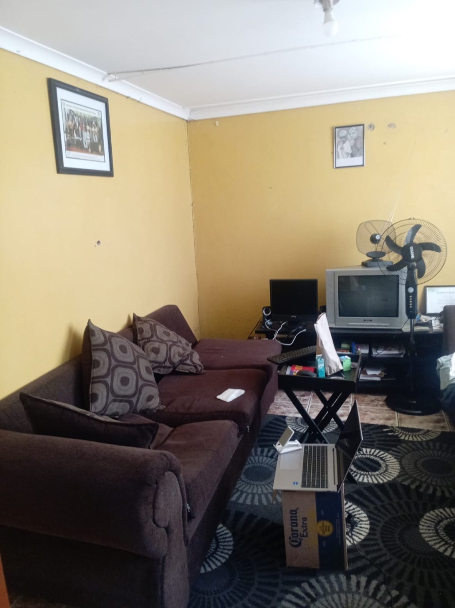 2 Bedroom Property for Sale in Mdantsane Nu 13 Eastern Cape